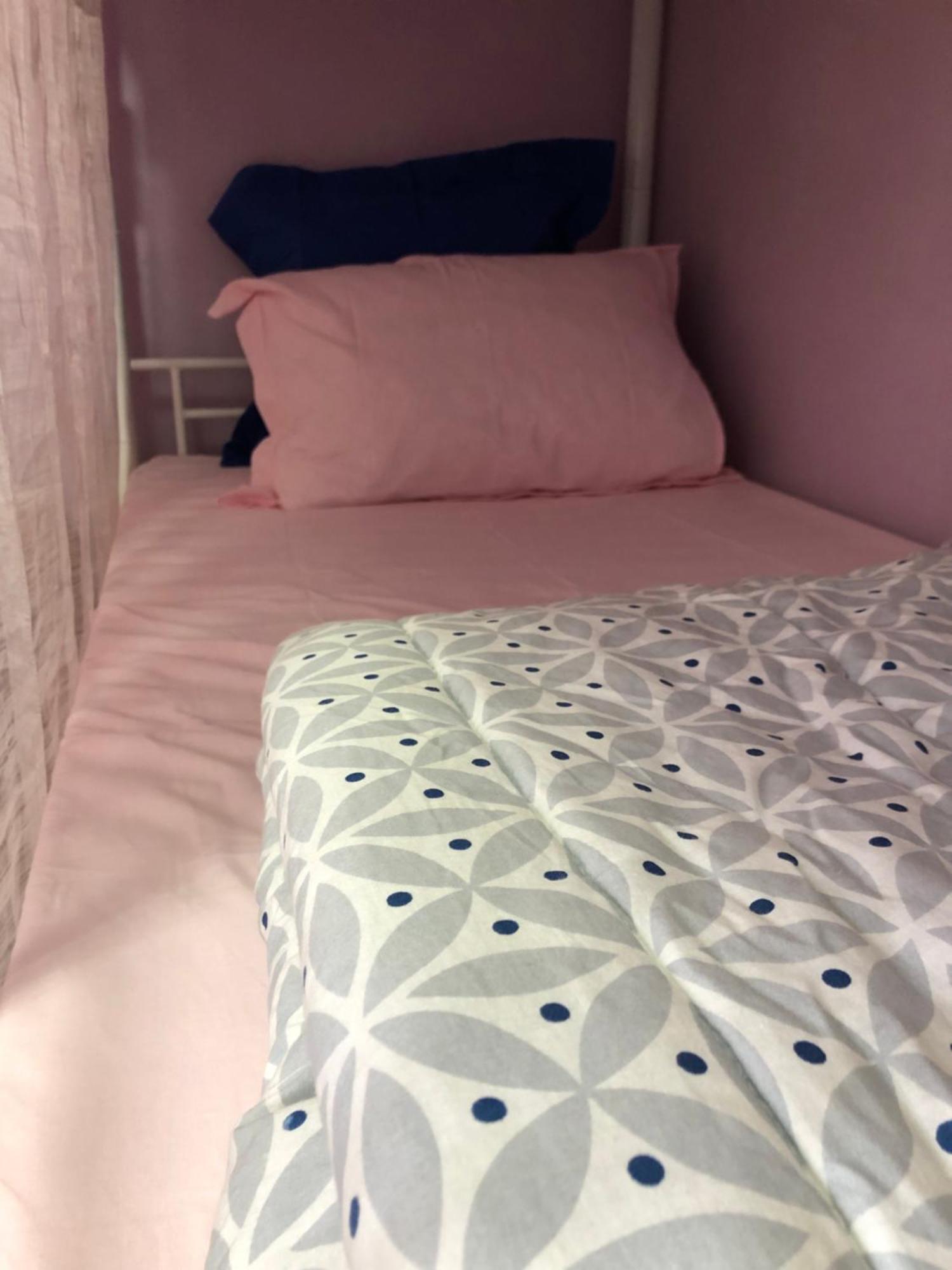 Female-Dortoir Femme -Dorm Shared Room Paris Bobigny Zewnętrze zdjęcie