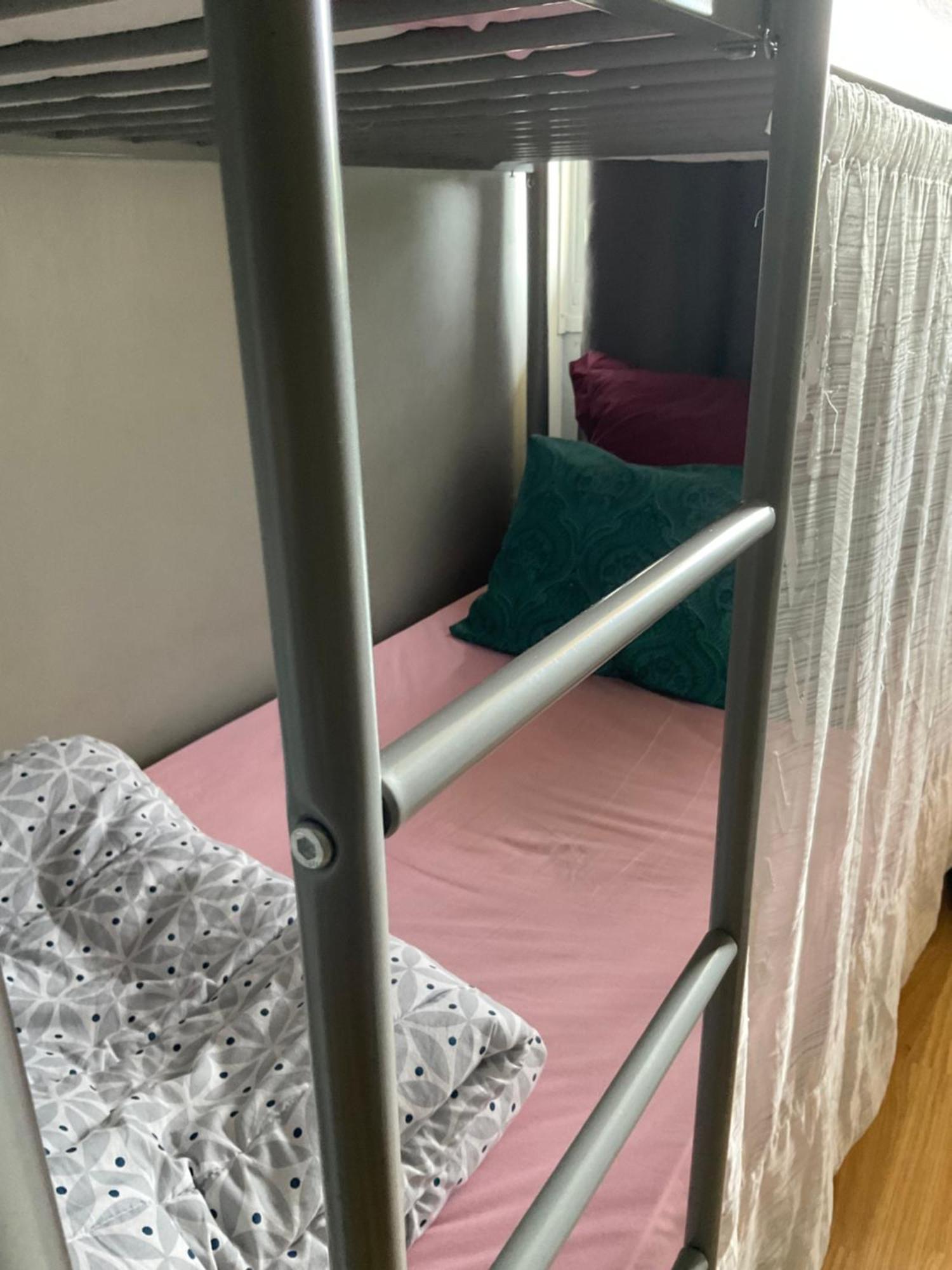 Female-Dortoir Femme -Dorm Shared Room Paris Bobigny Zewnętrze zdjęcie