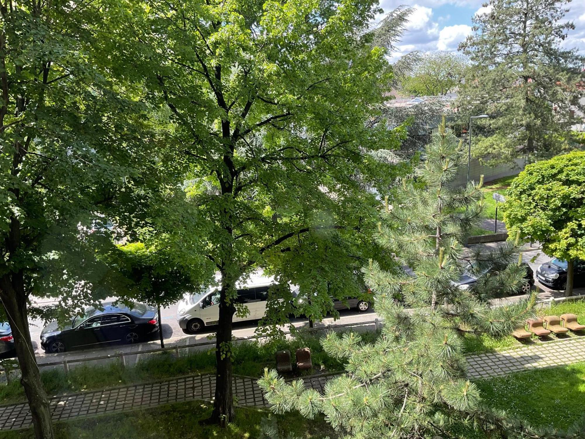 Female-Dortoir Femme -Dorm Shared Room Paris Bobigny Zewnętrze zdjęcie