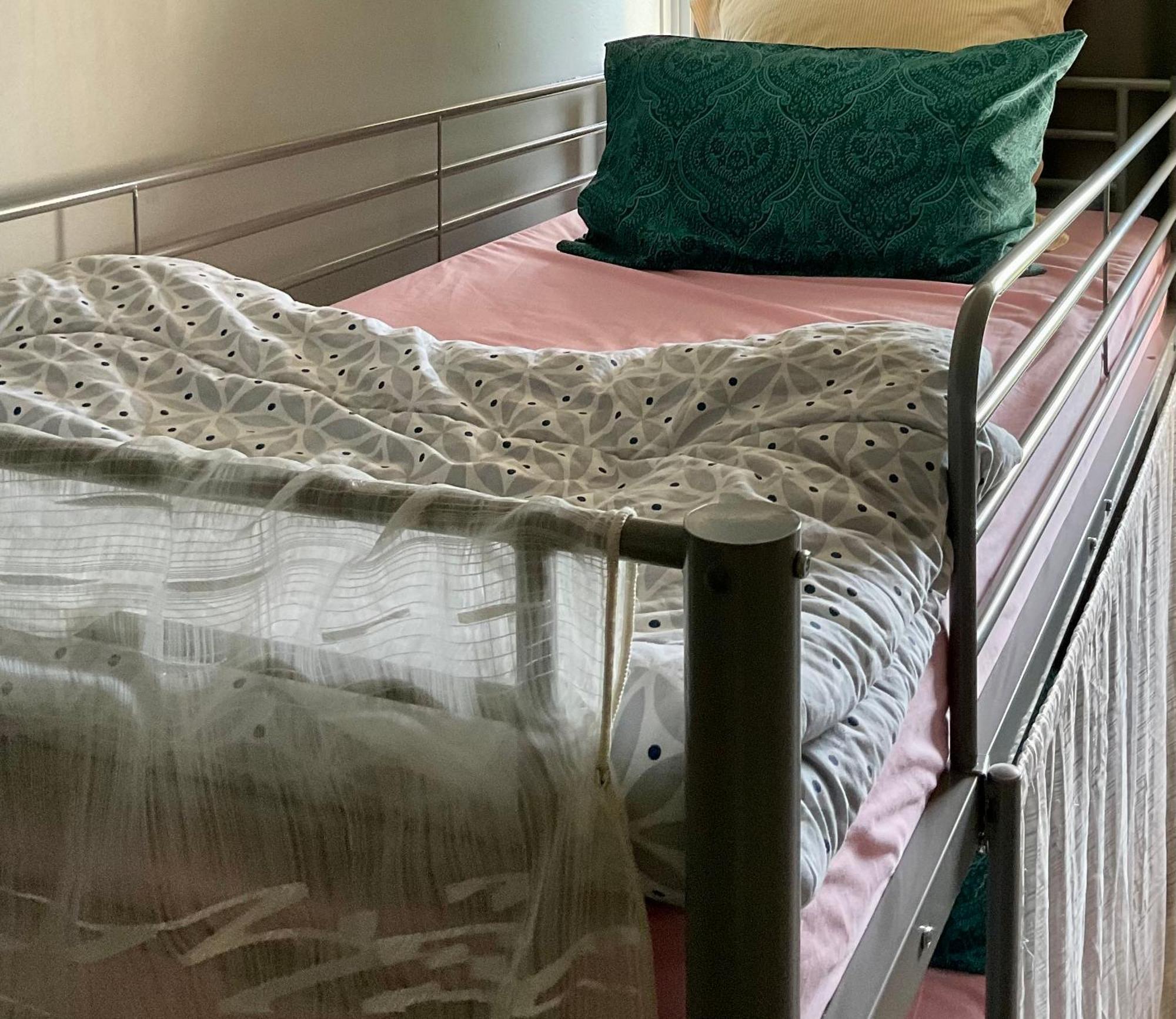 Female-Dortoir Femme -Dorm Shared Room Paris Bobigny Zewnętrze zdjęcie