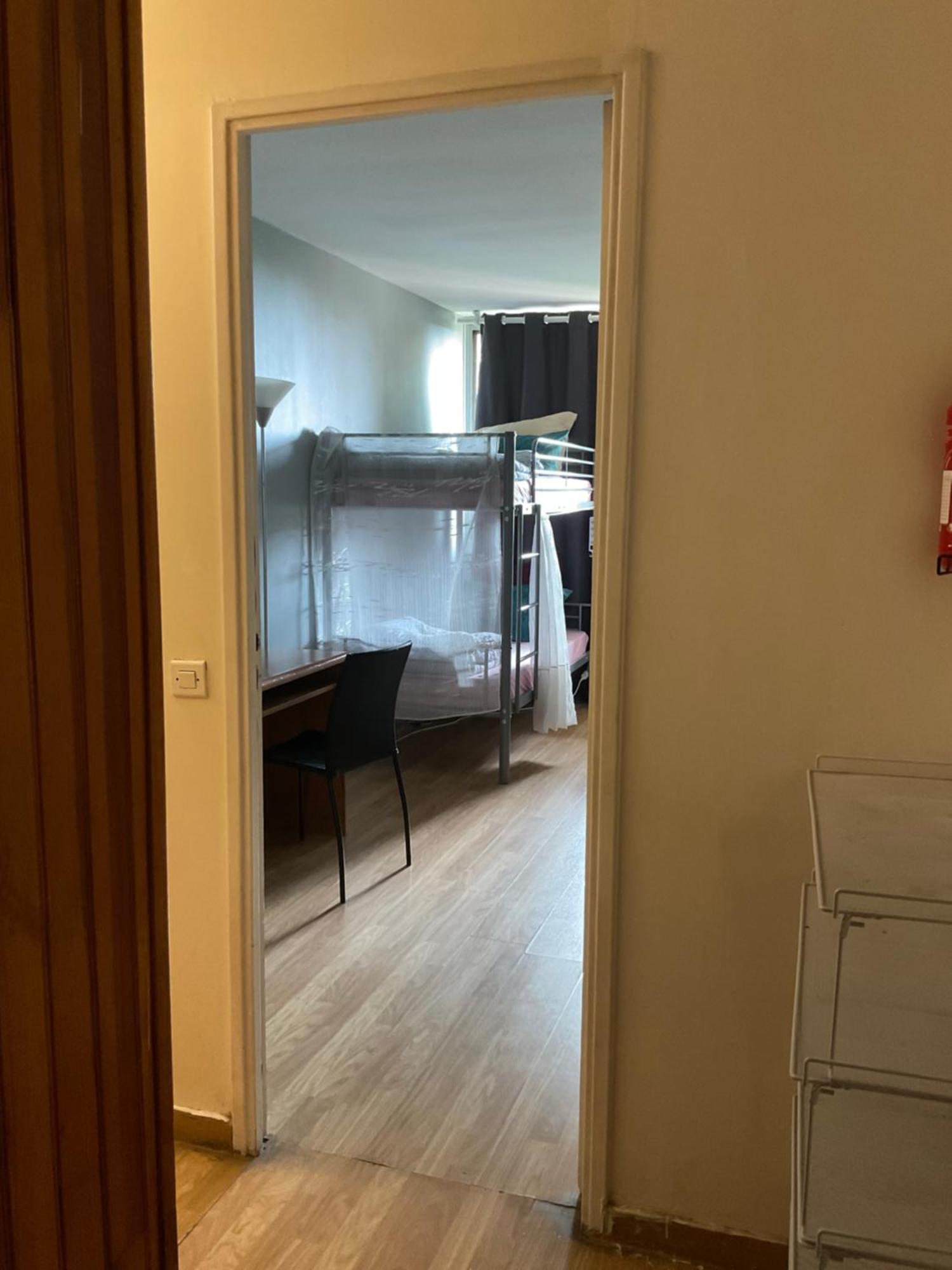 Female-Dortoir Femme -Dorm Shared Room Paris Bobigny Zewnętrze zdjęcie